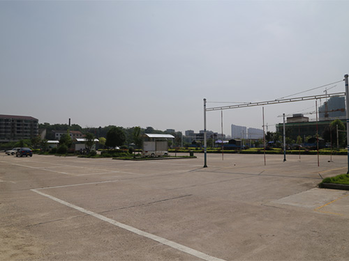 學(xué)校一角1